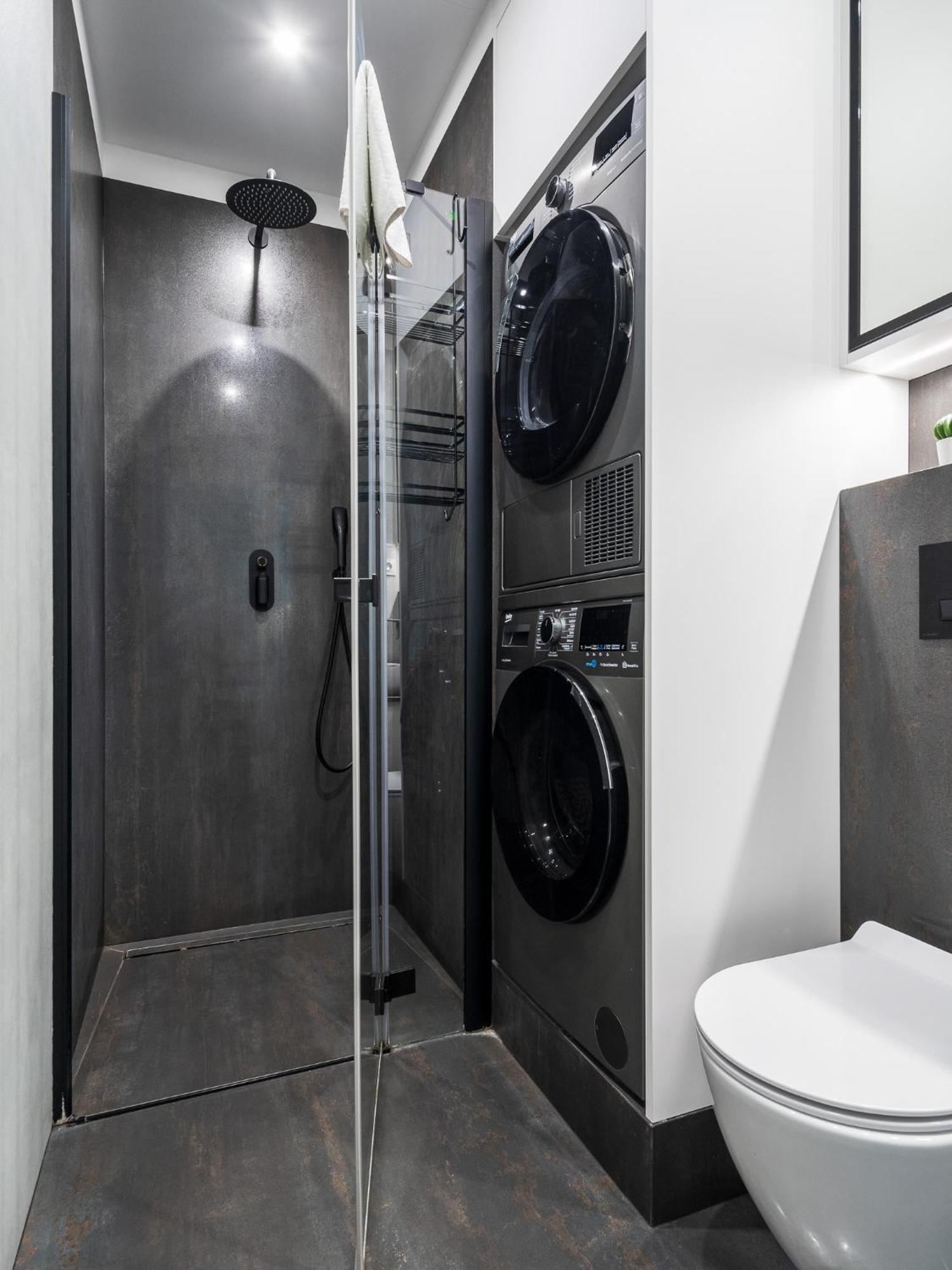 Wola Tower Deluxe Separate Bedroom With Free Garage - By Perfect Apart Варшава Екстериор снимка